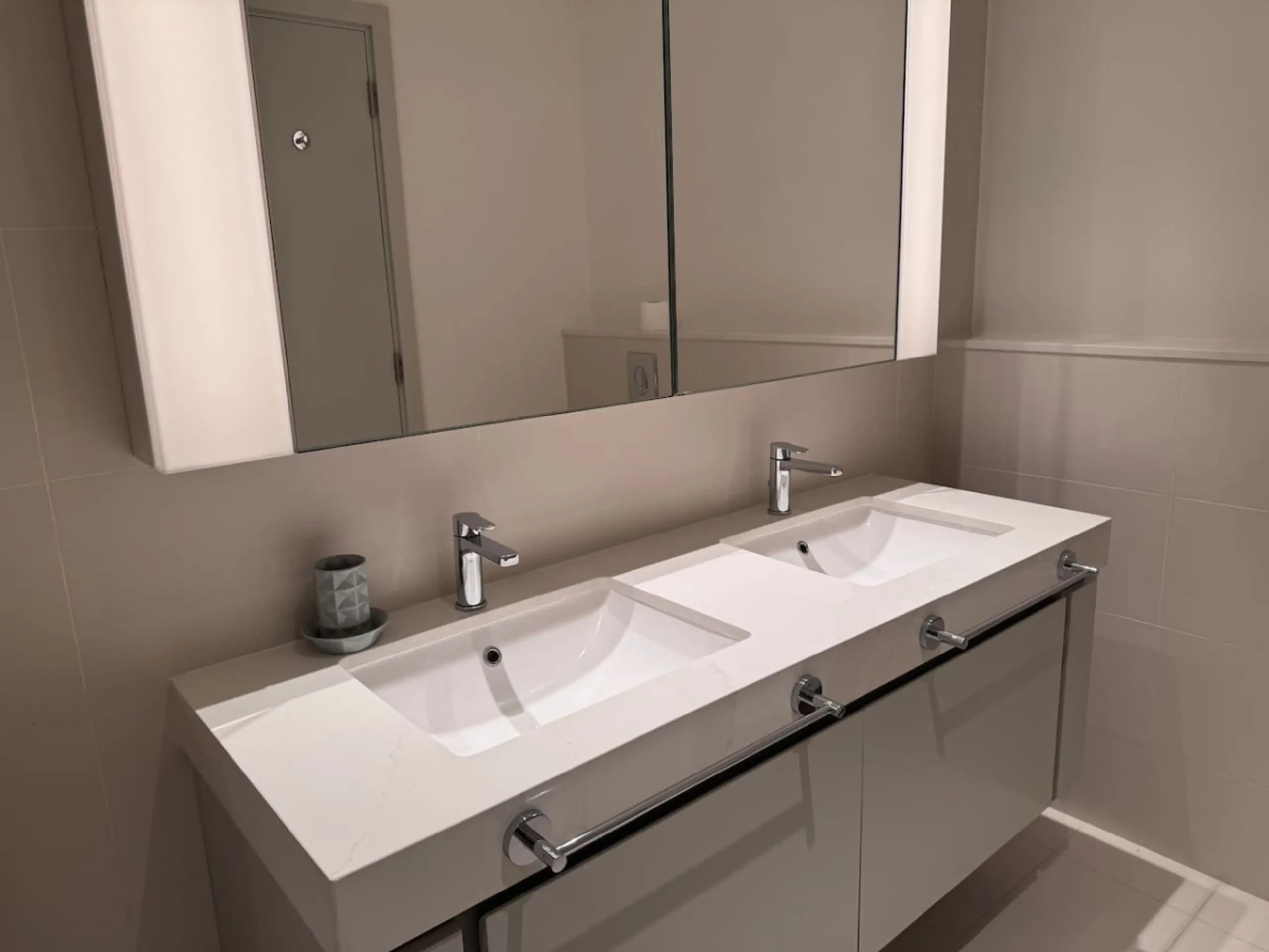 2 Bed - Sunrise Bay - Beach Access (3)