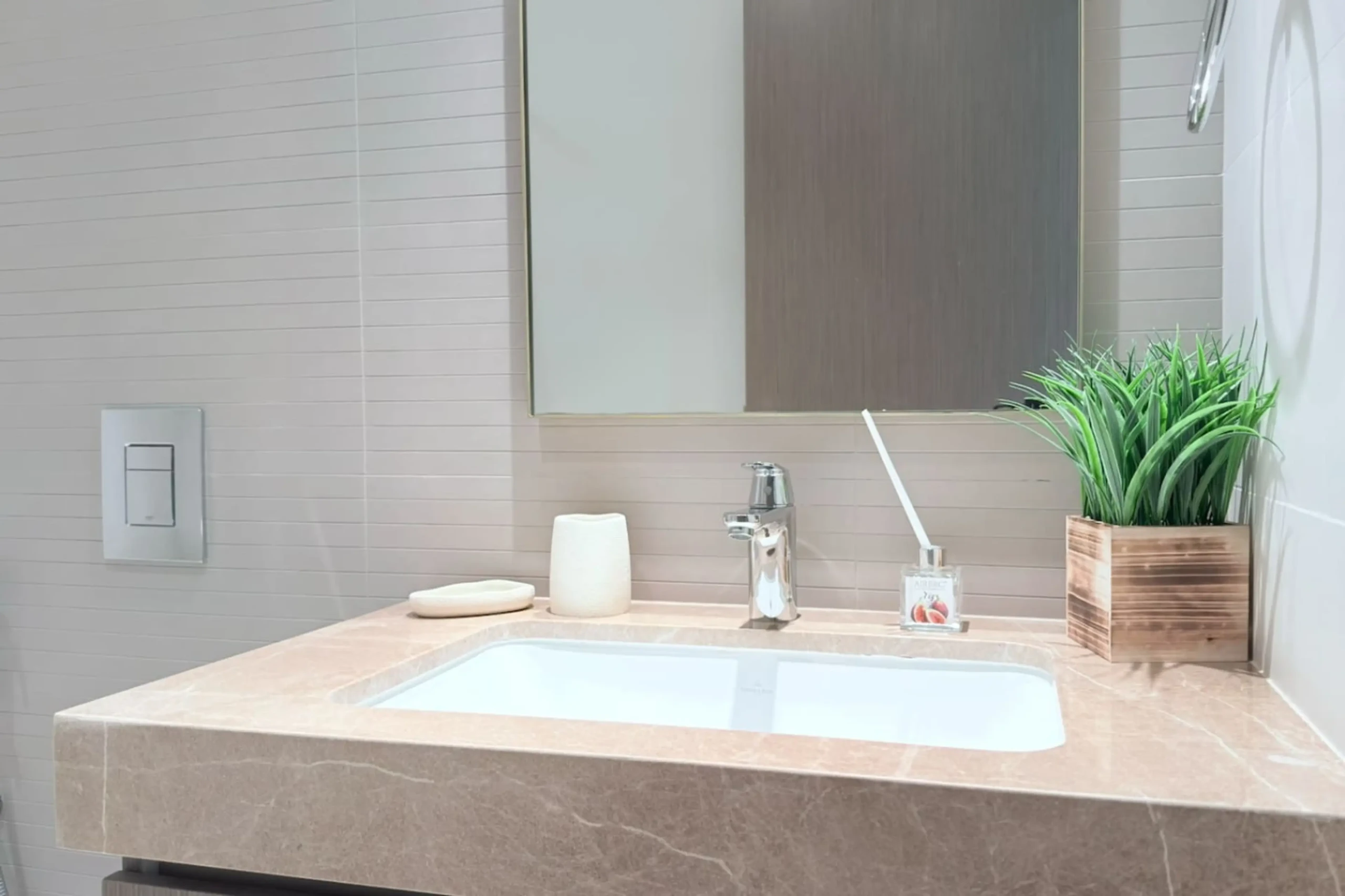2BR - Emaar Beachfront Grand Bleu - Beach Stay (37)