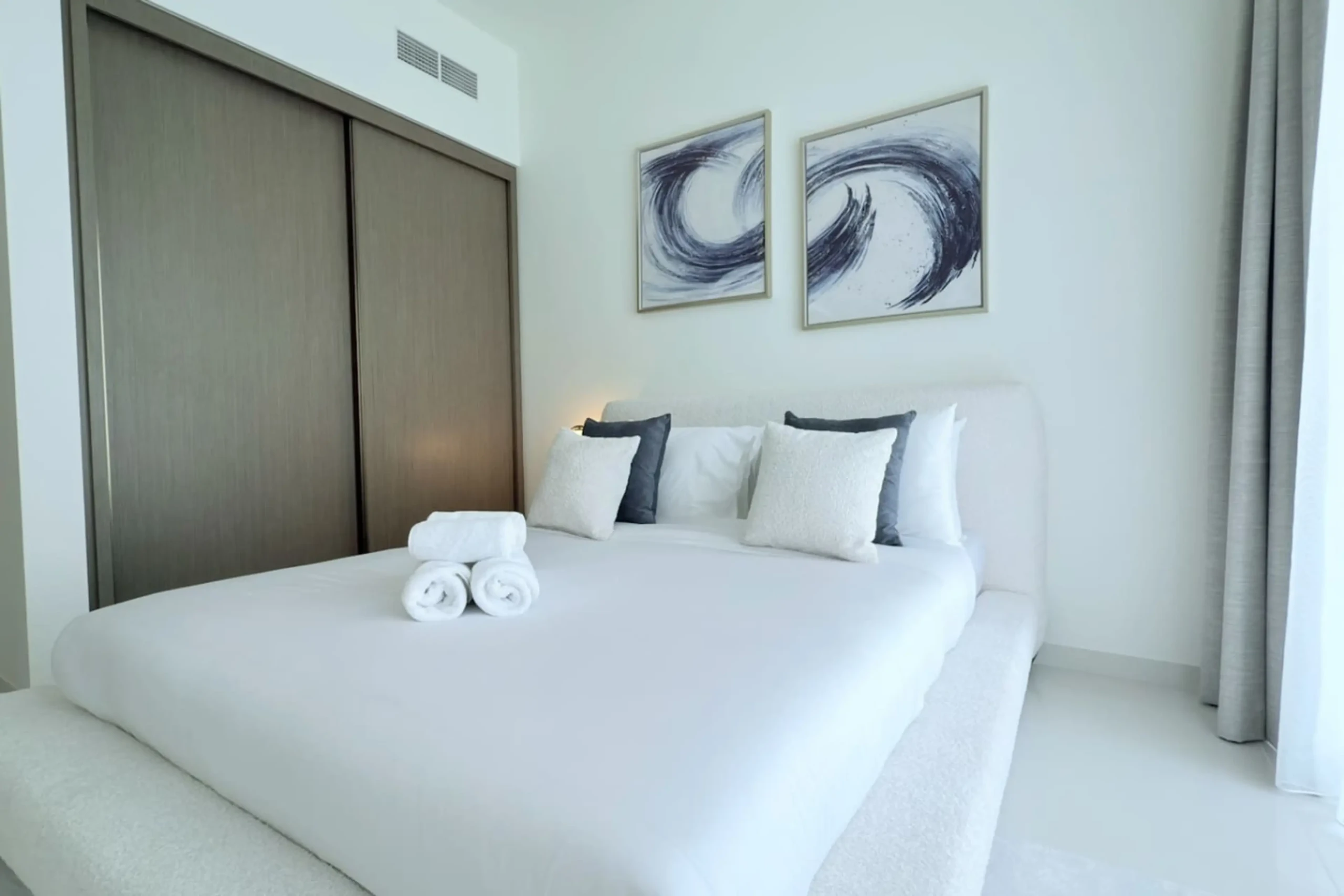 2BR - Emaar Beachfront Grand Bleu - Beach Stay (45)