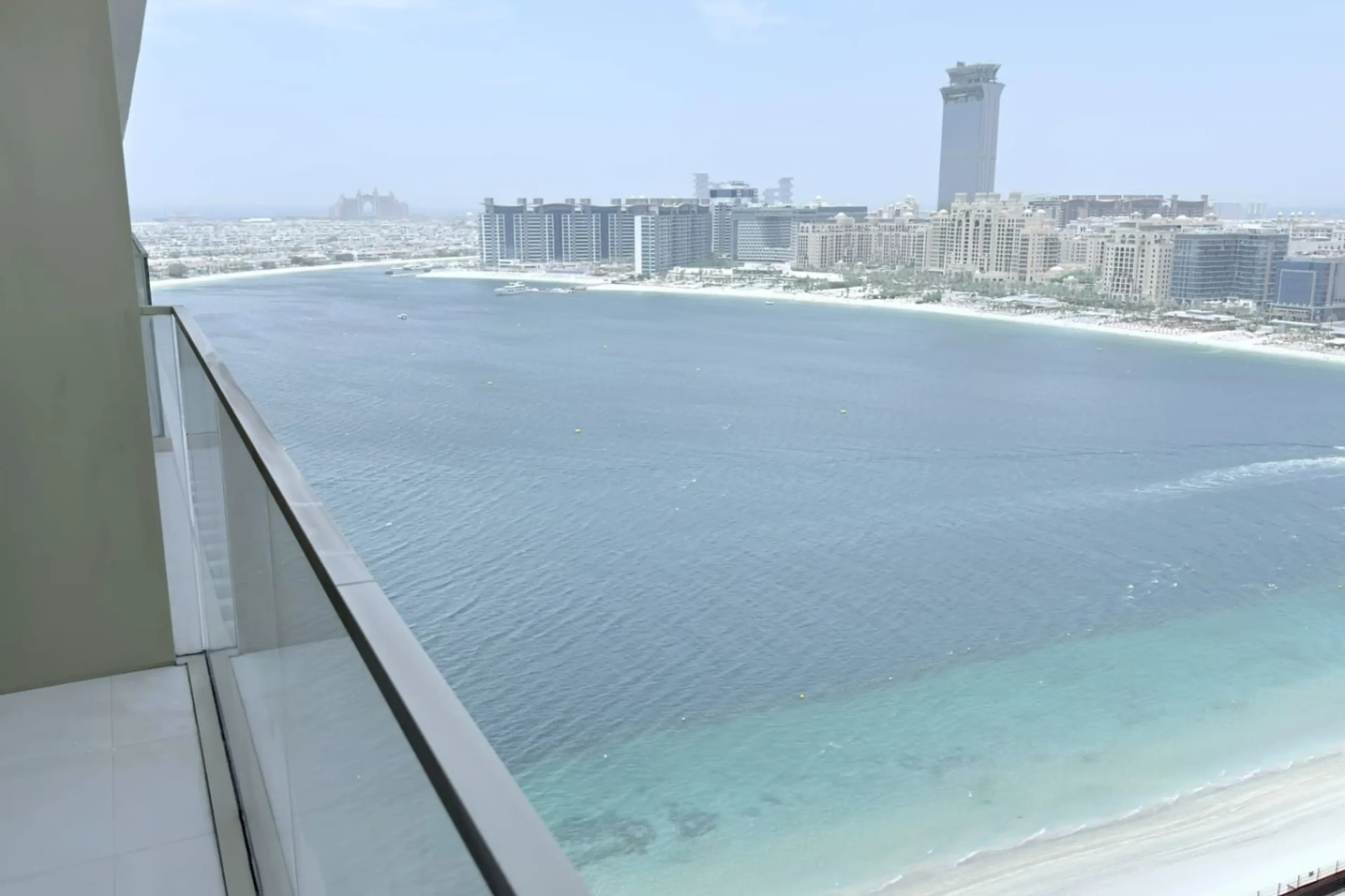 2BR - Emaar Beachfront Grand Bleu - Beach Stay (6)