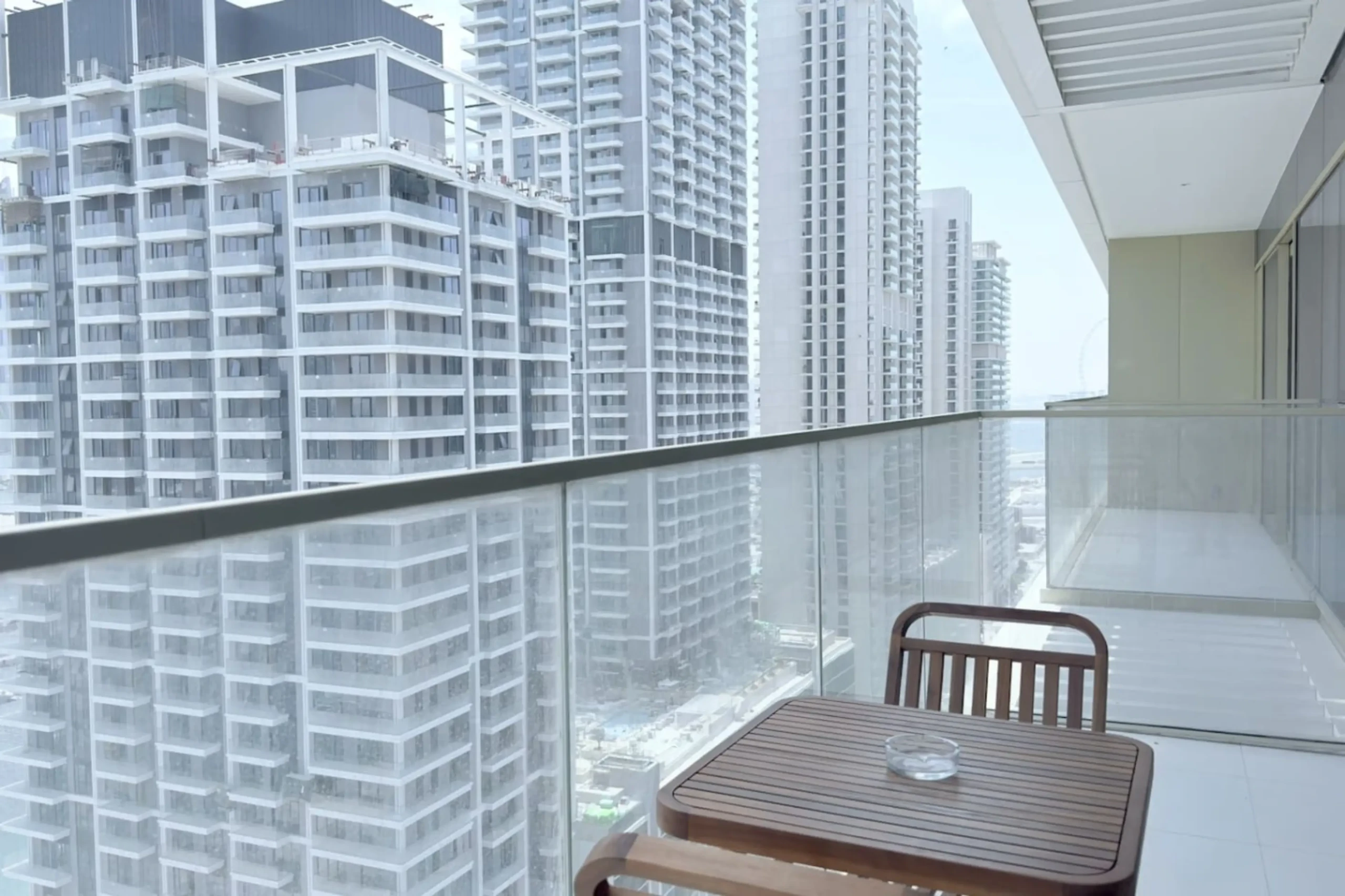 2BR - Emaar Beachfront Grand Bleu - Beach Stay (7)
