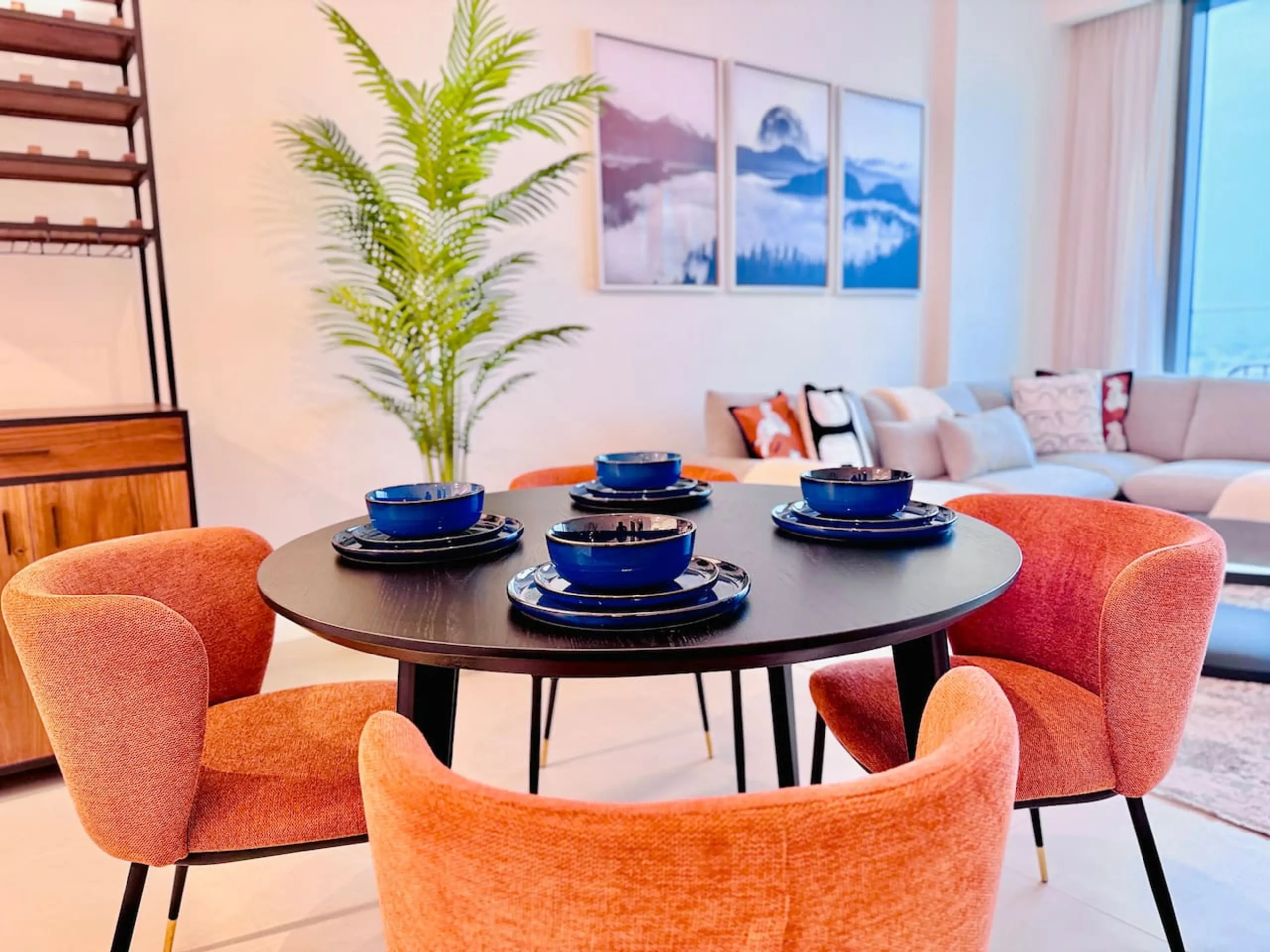 Canal Front Luxury 2BR Stay (1)
