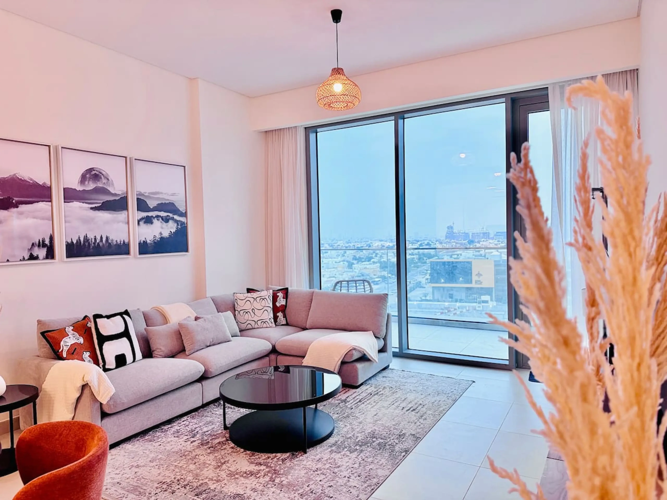 Canal Front Luxury 2BR Stay (20)
