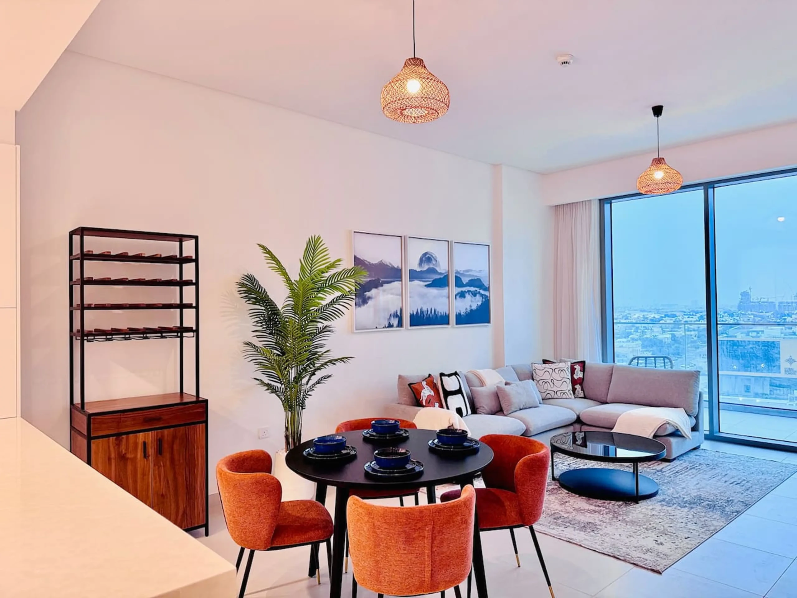 Canal Front Luxury 2BR Stay (52)