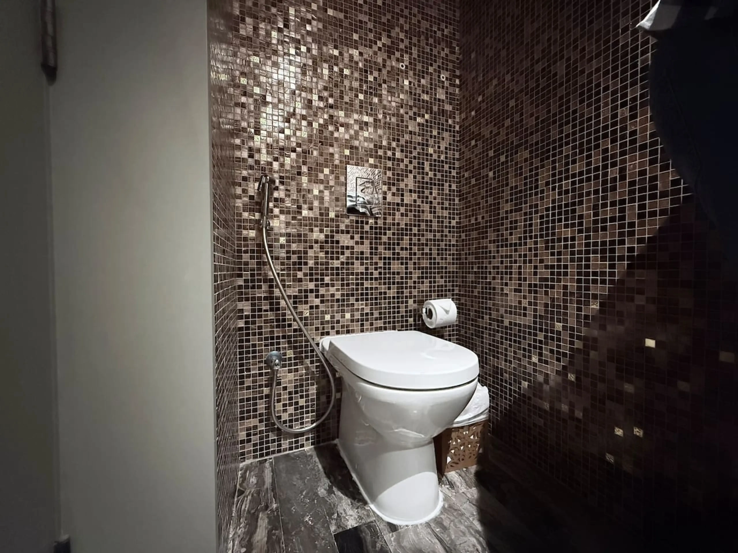 Fendi 1BR - Damac Heights (117)