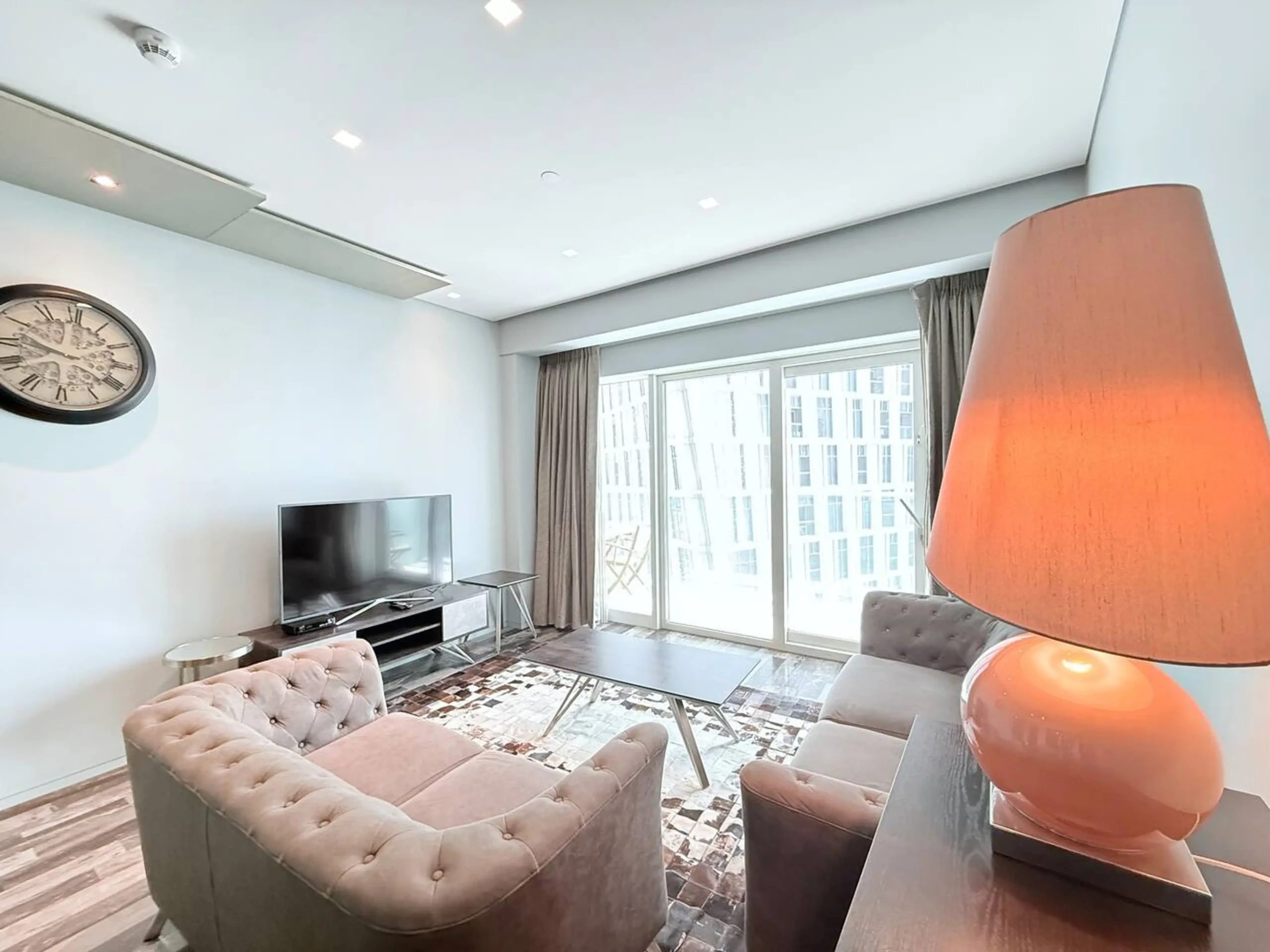 Fendi 1BR - Damac Heights (120)