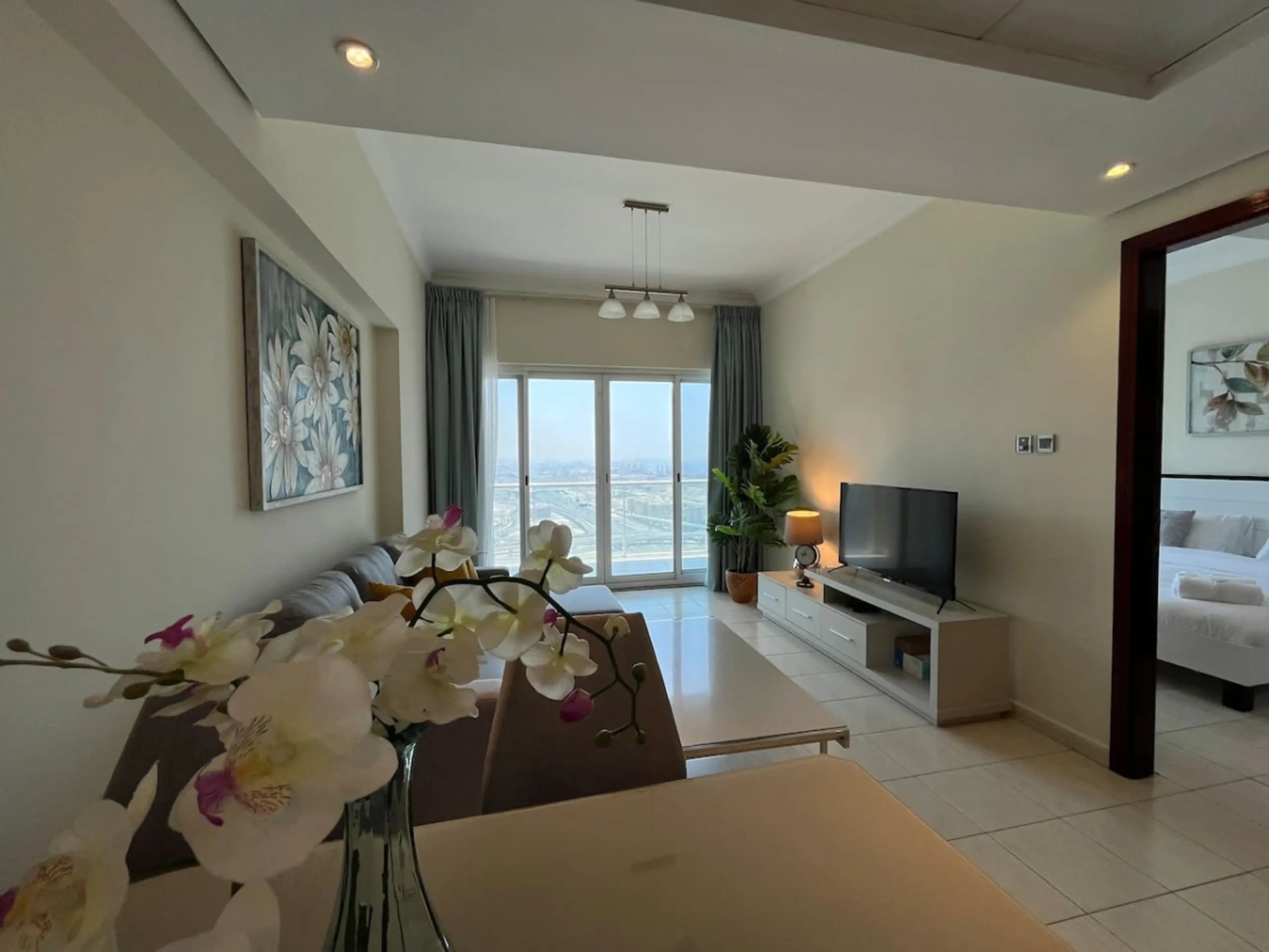 Lakeview One Bed in JLT (7)