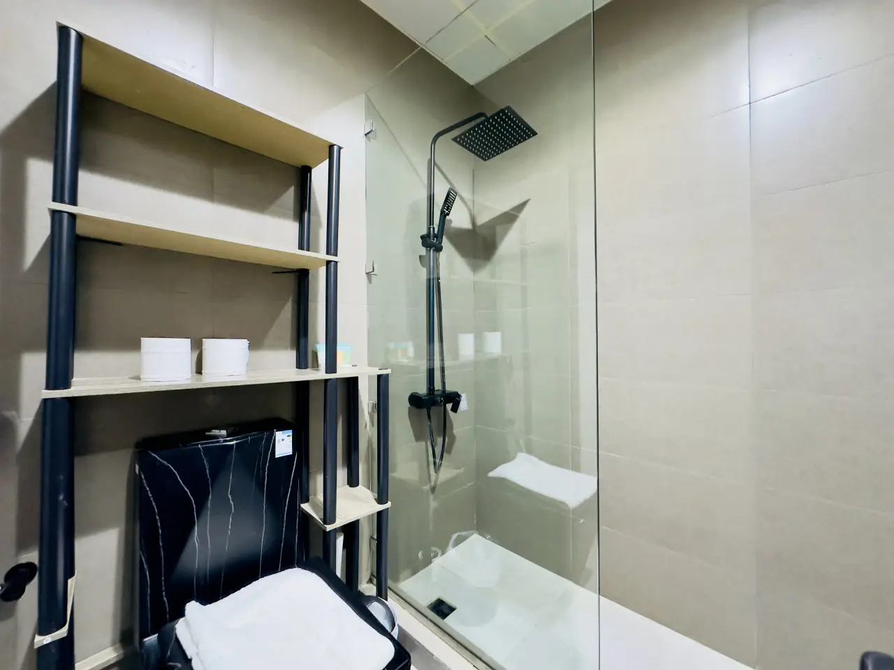 Marina Park One-Bed Gem (5)