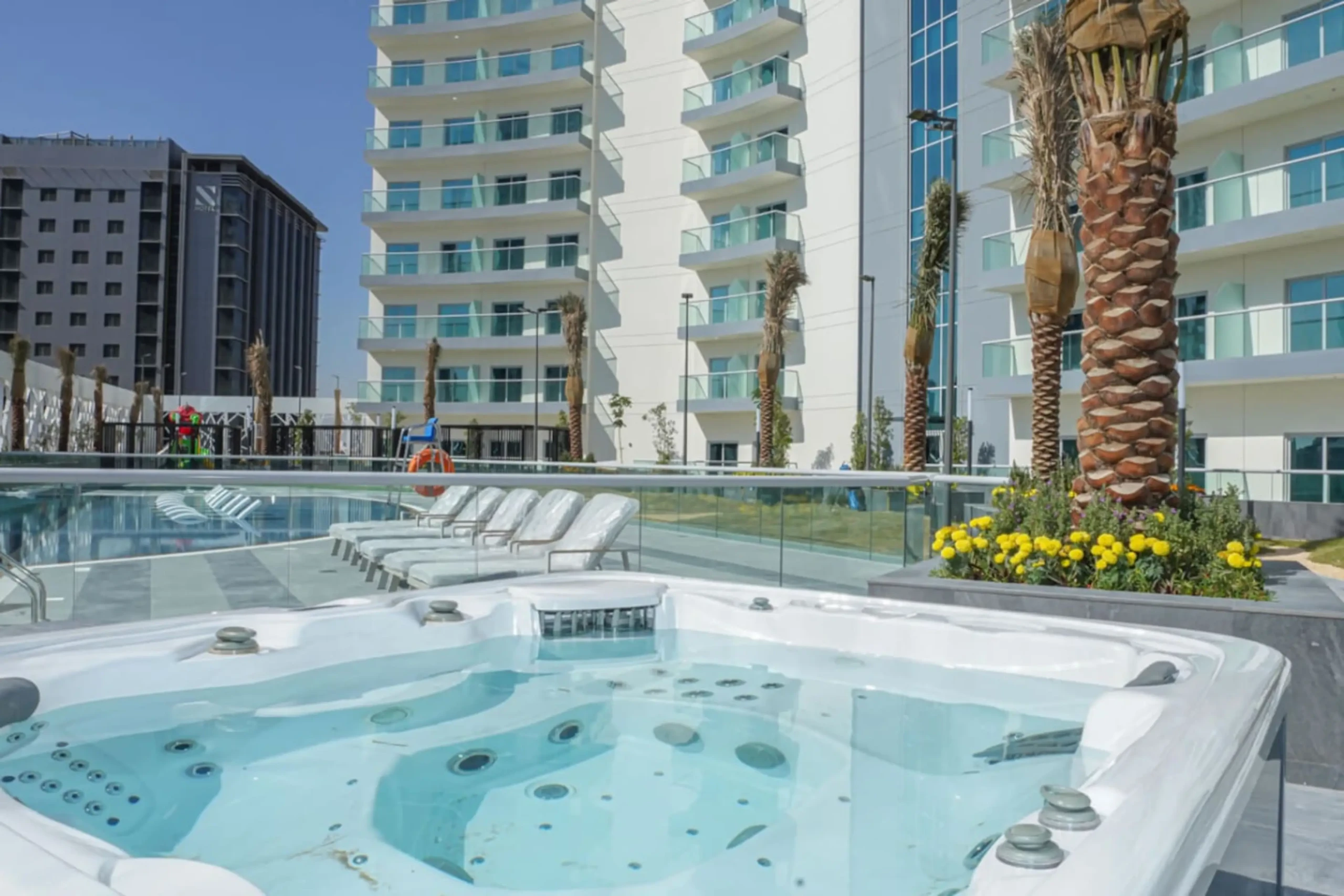 Modern 1BR Apt in Bella Rose DSP (1)