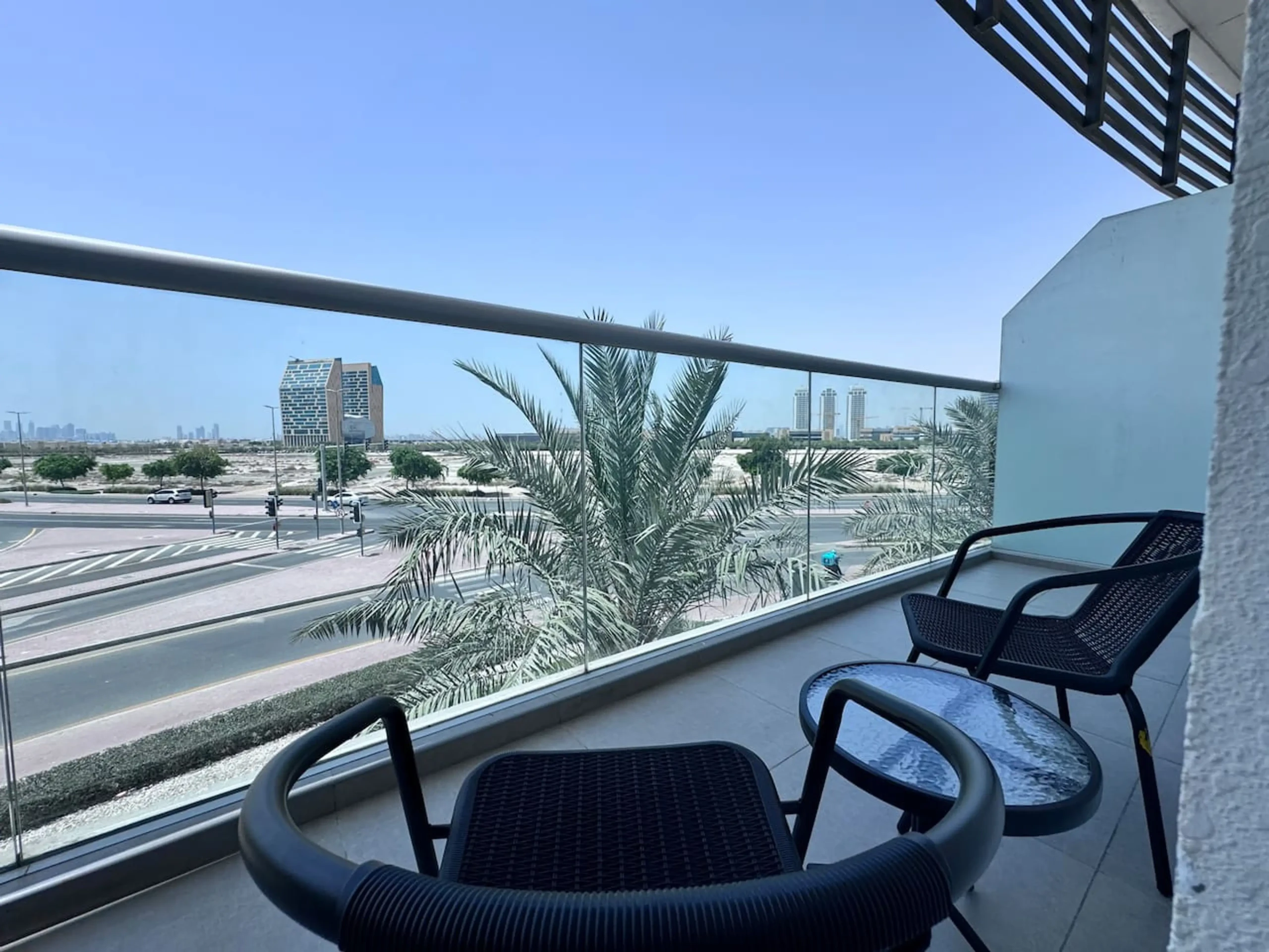 Modern 1BR Apt in Bella Rose DSP (16)