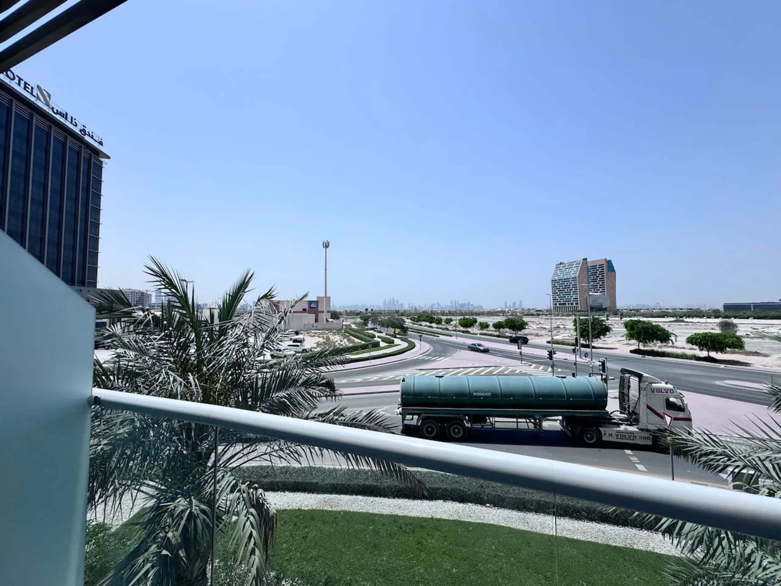 Modern 1BR Apt in Bella Rose DSP (26)
