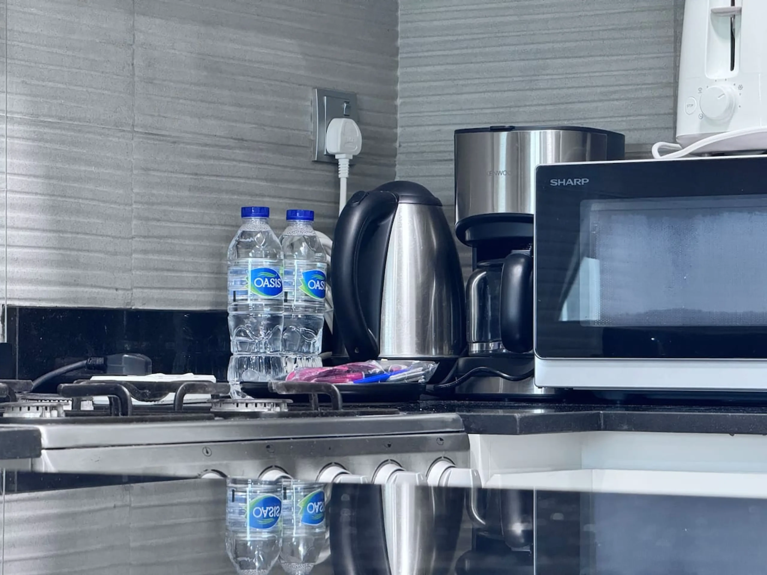 Modern 1BR Apt in Bella Rose DSP (46)