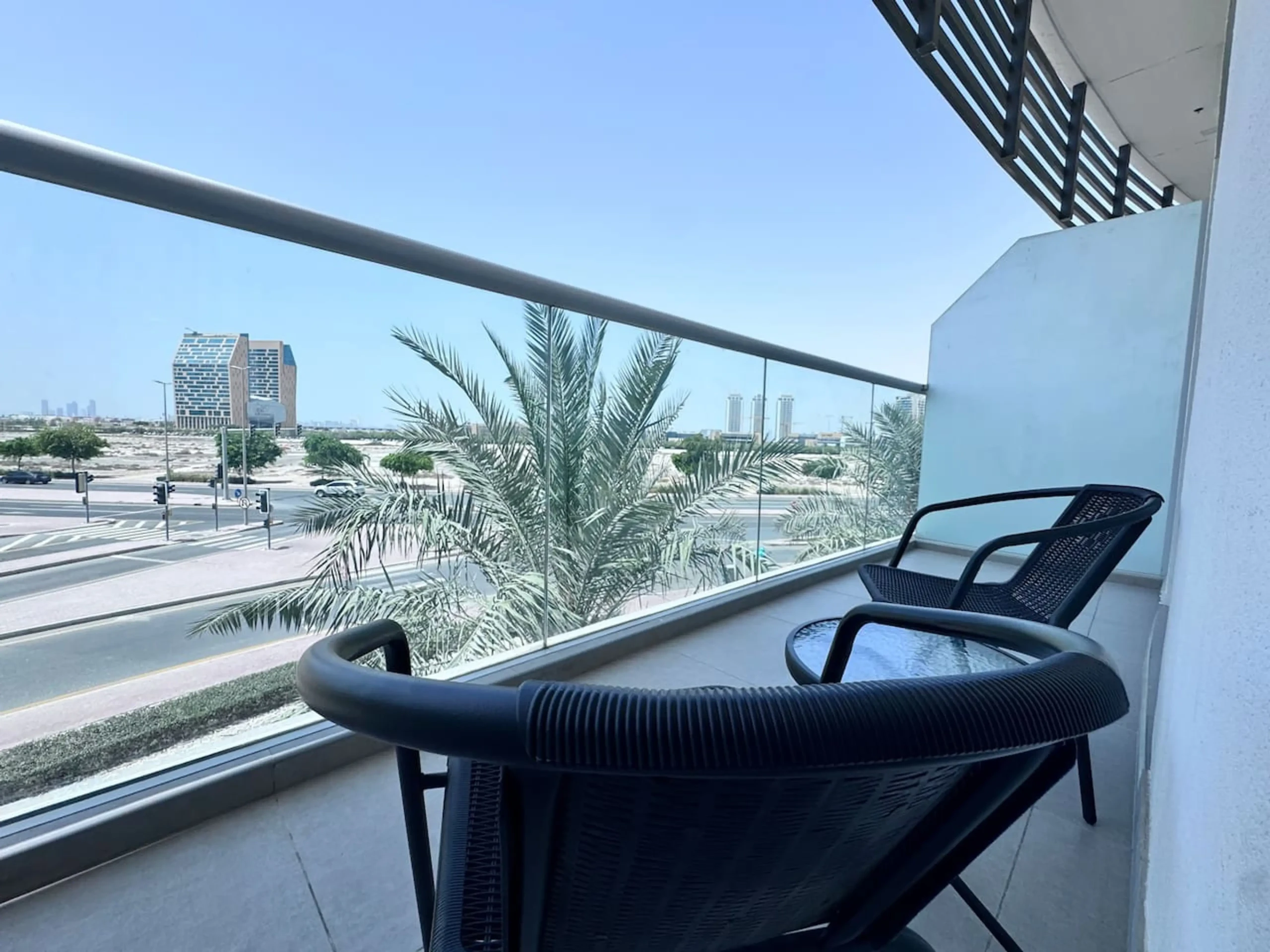 Modern 1BR Apt in Bella Rose DSP (8)