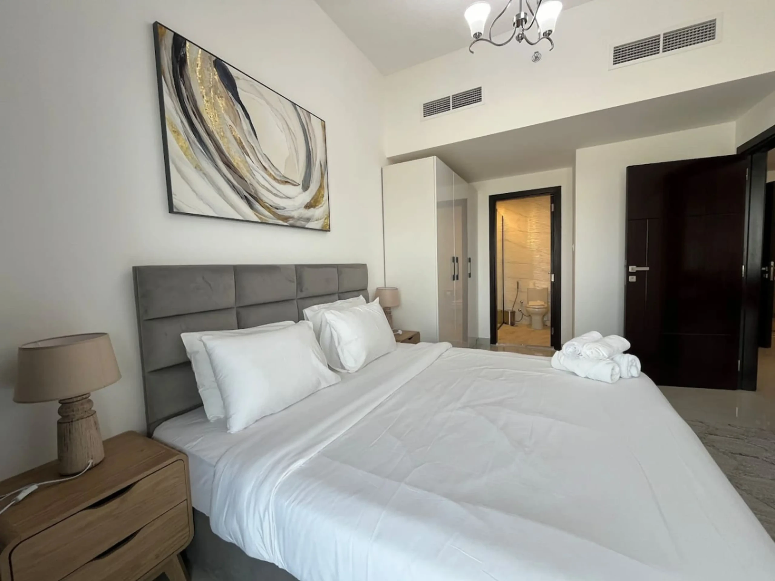Modern One-Bed in Al Furjan (26)