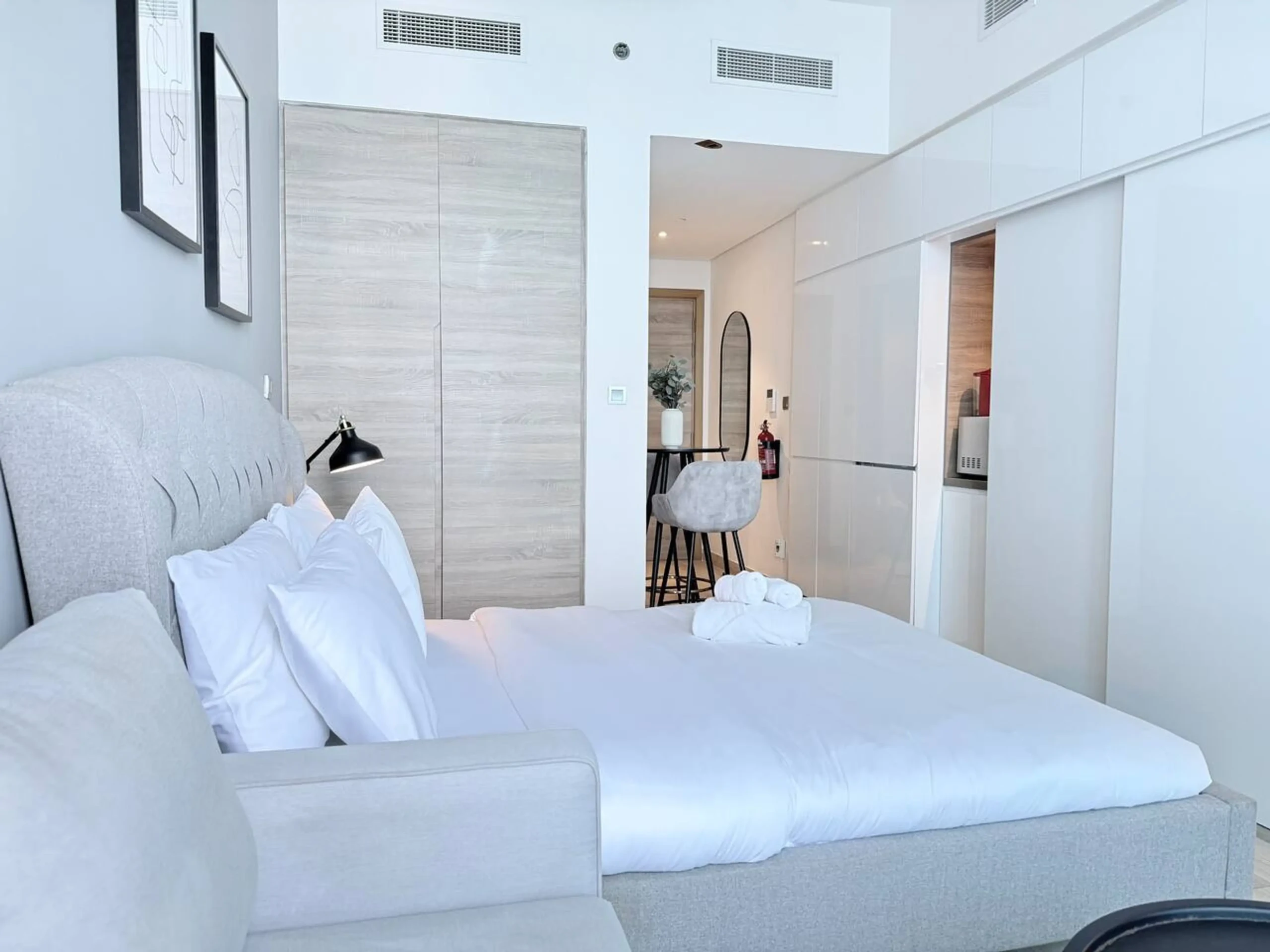 Studio One - Class & Comfort